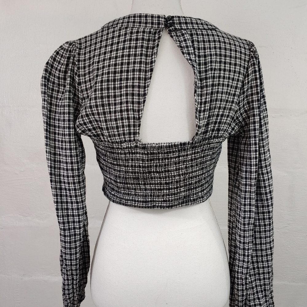 JAPNA LONG SLEEVE CROP TOP (a427) - Picture 11 of 14
